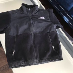 Boy North Face light weight Fleece size 7/8